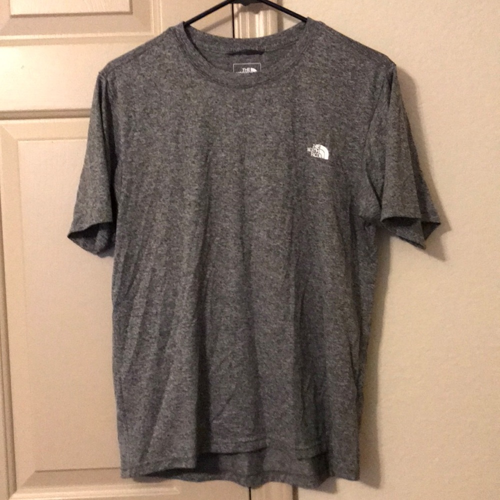 THE NORTH FACE tee